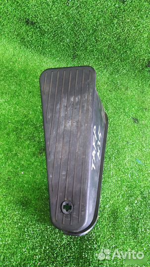 Подставка под ногу Mazda Millenia KF-ZE