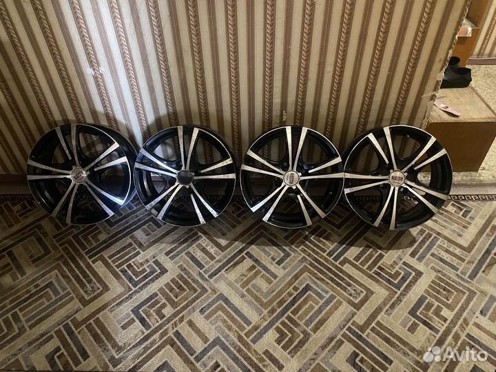 R15 Charmhoo Winter SUV 185/65, PCD 4x114.3 DIA 15
