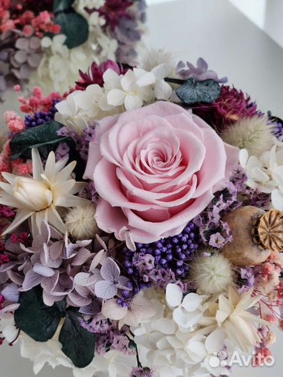 Композиция из стабилизированных цветов