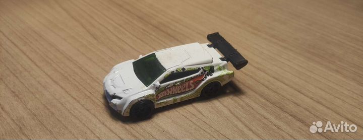 Машинка хотвилс X1649 2012