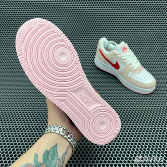 Nike Air Force 1 Low 07 QS Valentine's Day Love