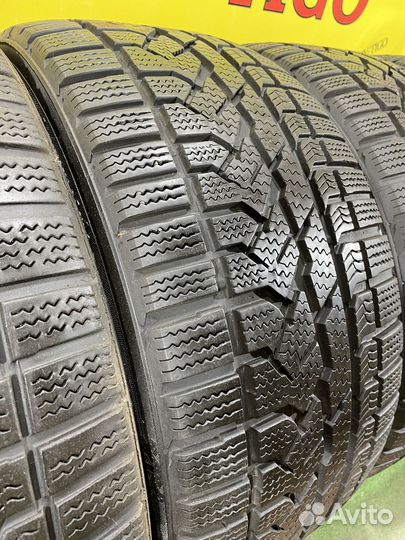 Kumho I'Zen RV Asymmetric 275/40 R20 106W