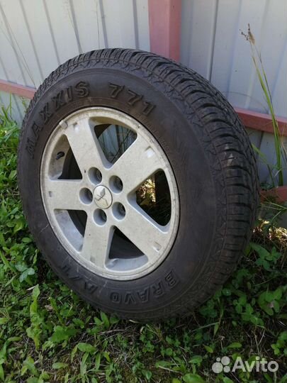 Колеса Mitsubishi Outlander R16