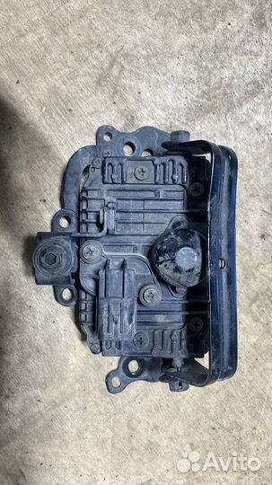 Toyota Land Cruiser 200 замок капота 5351060390