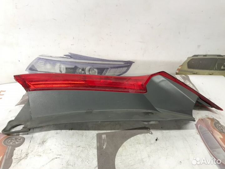 Фонарь задний левый Honda Cr-V 4