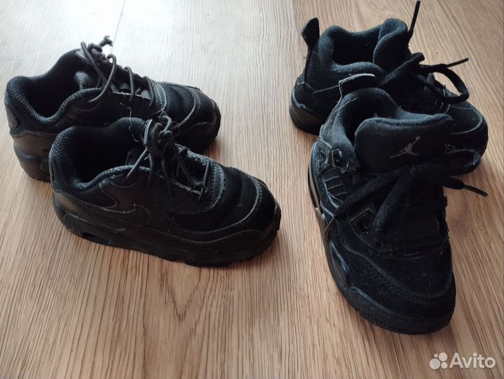 Кроссовки, сандали, демисезонные ботинки