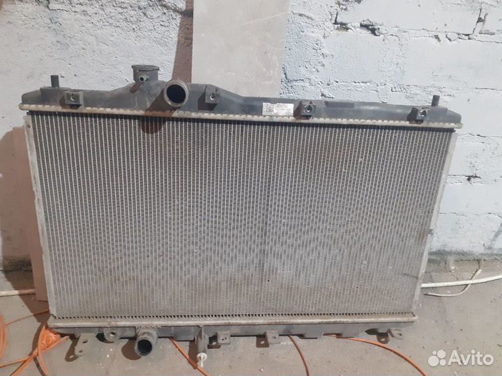 Радиатор основной для Хонда сивик 5д 2012г оригина