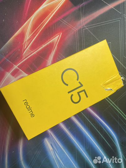Телефон realme c15