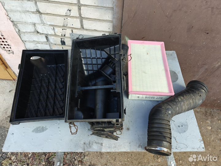 Корпус воздушного фильтра Golf2 rp