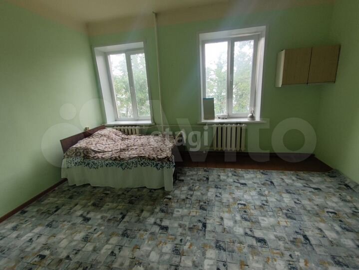 Комната 22 м² в 3-к., 4/4 эт.