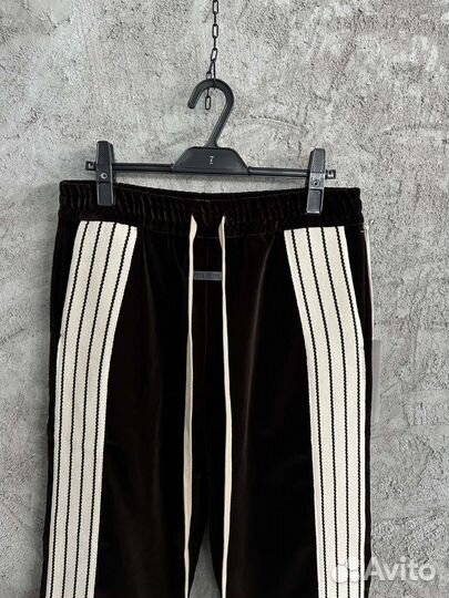 Спортивные штаны Fear of god