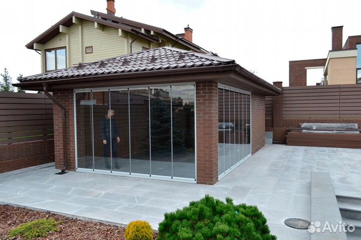 Безрамное остекление домов