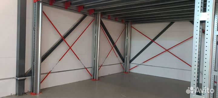 Мезонинный стеллаж для сервиса