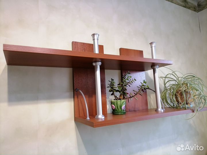 Полка настенная бу