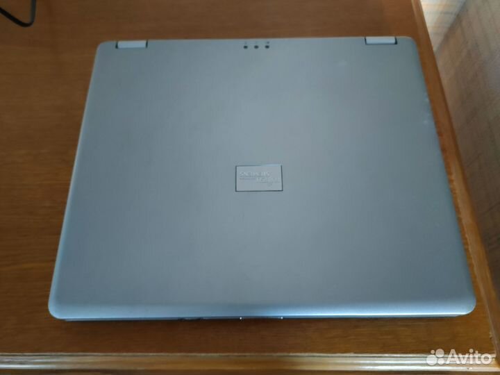 Ноутбук fujitsu siemens amilo K 7610 W