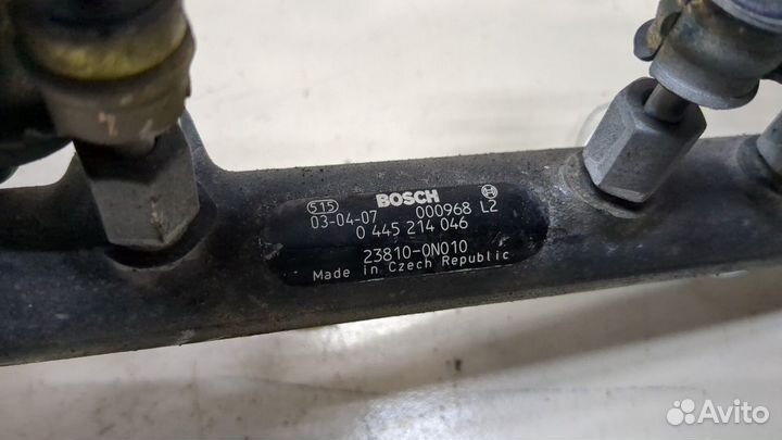 Рампа топливная Toyota Yaris, 2003