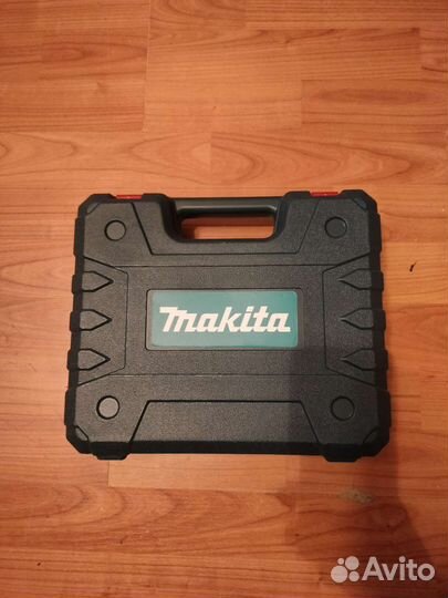 Аккумуляторная дрель шуруповерт makita