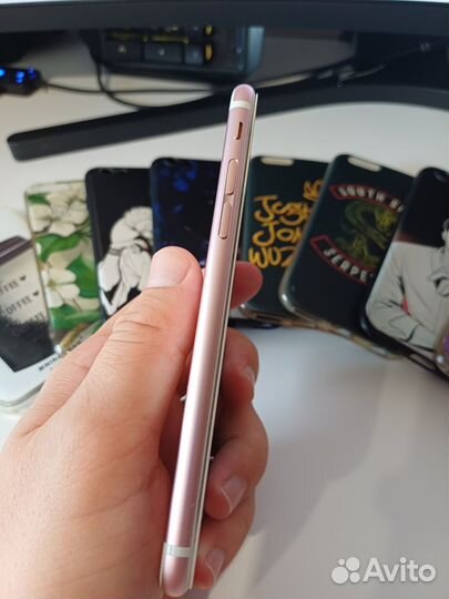 Телефон iPhone 6s