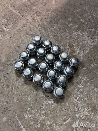 Колесные гайки