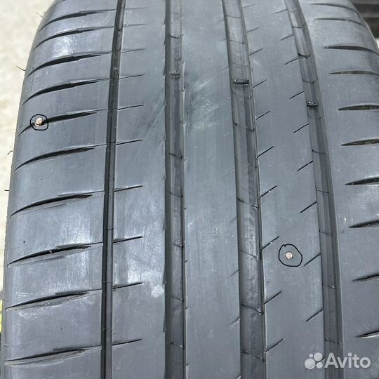 Michelin Pilot Sport 4 S 275/30 R20 97Y