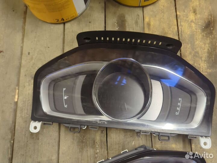 Приборная панель tft Volvo S60 s80 v70 xc70 xc60