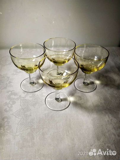 Цветное стекло-фужеры,рюмки,стопки,ссср