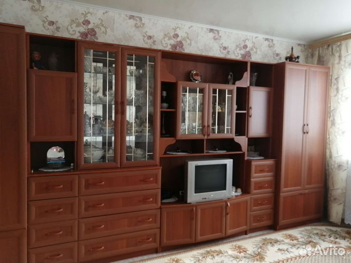 Стенка в гостиную