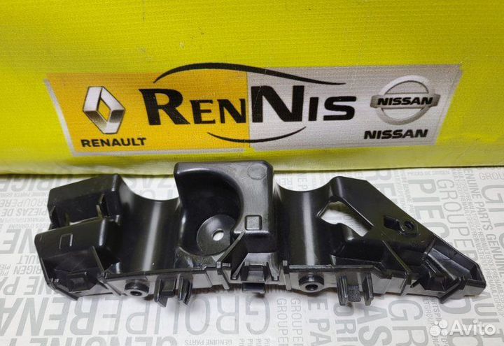 Кронштейн бампера переднего и крыла правый Renault
