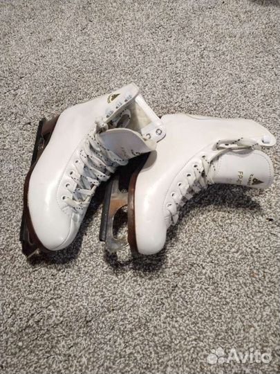 Коньки детские 33 размер