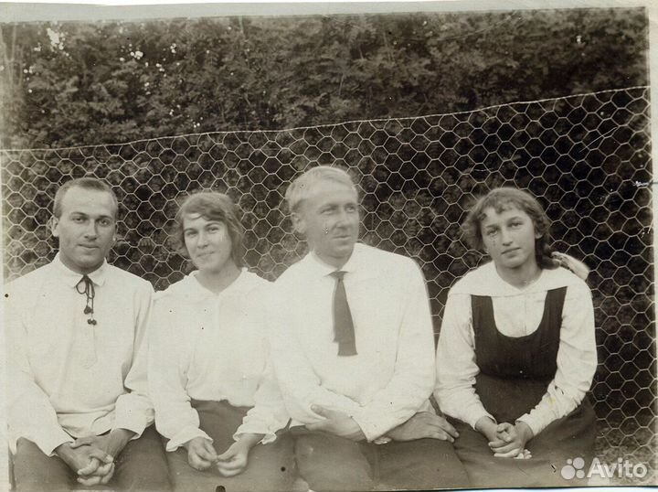 Групповая фотография 20-х годов