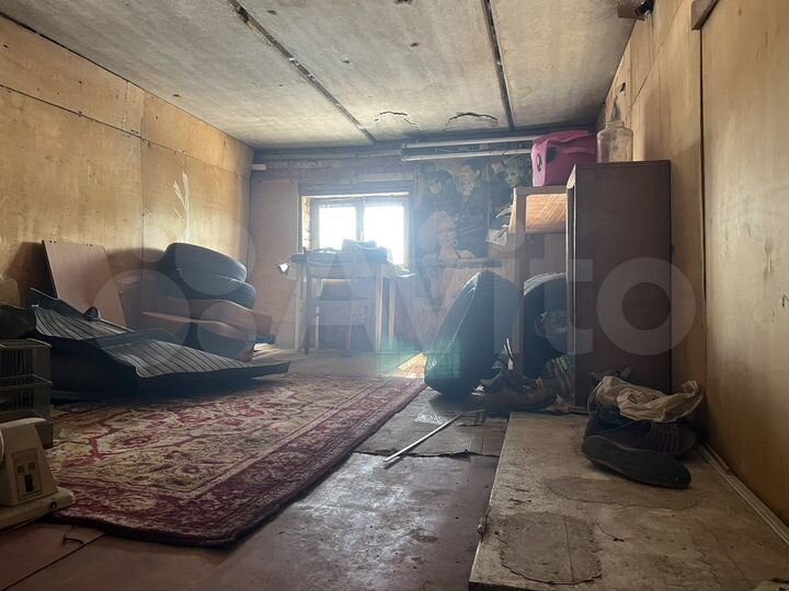 Гараж, > 30 м²