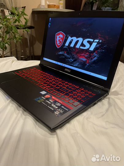 MSI GL62 MVR 7RFX
