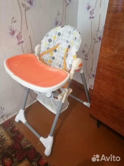 Стул для кормления