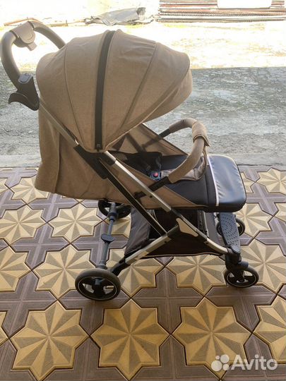 Прогулочная коляска luxmom