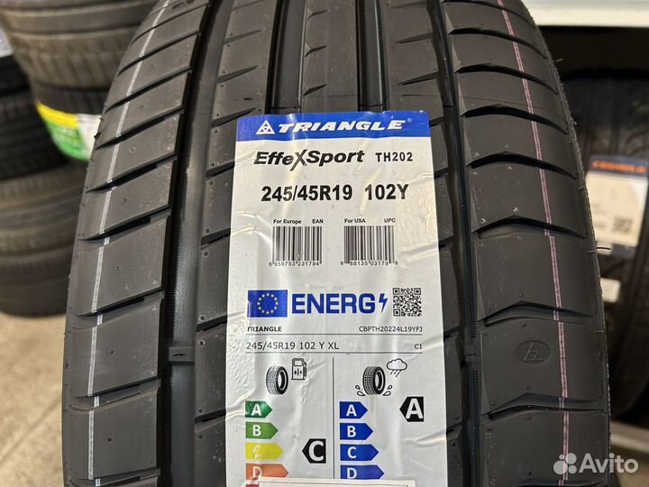 Triangle EffeXSport TH202 245/45 R19 102Y