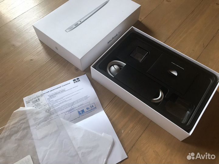 Macbook Air 11 mid 2012 64Gb