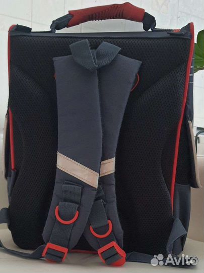 Школьный рюкзак