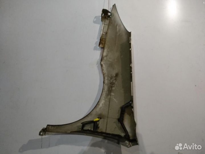 Крыло переднее правое Citroen C5 2002