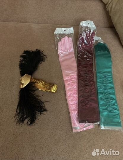 Шляпки, Веер из перьев, боа, перчатки бальные