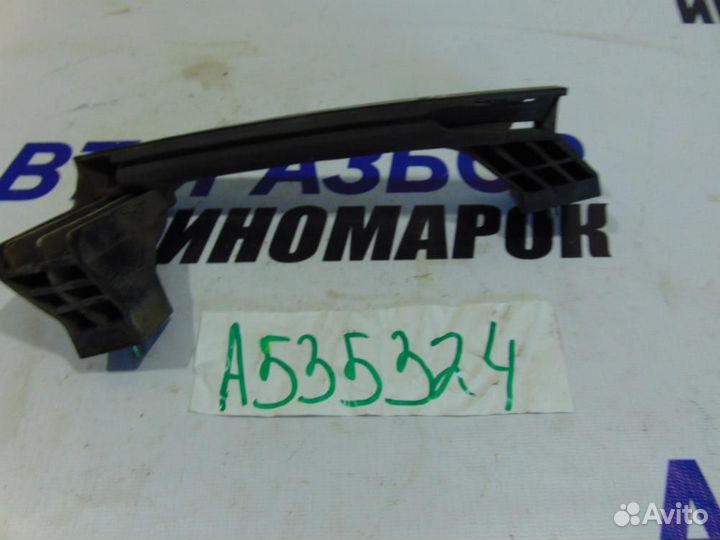 Направляющая стекла двери для Hyundai Solaris 1 2