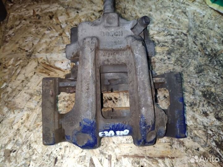 Суппорт тормозной задний левый Bmw 320I F30 N20