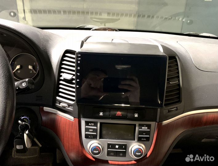 Магнитола Teyes CC3 3/32 для Хёндай Санта Фе 2