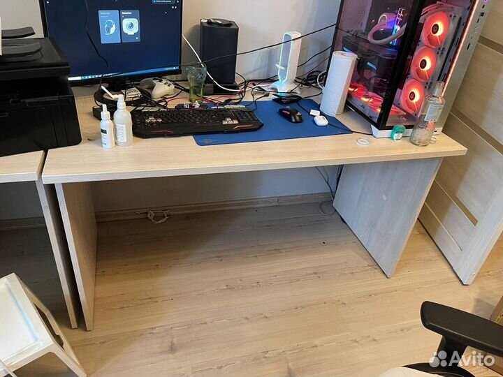 Компьютерный стол