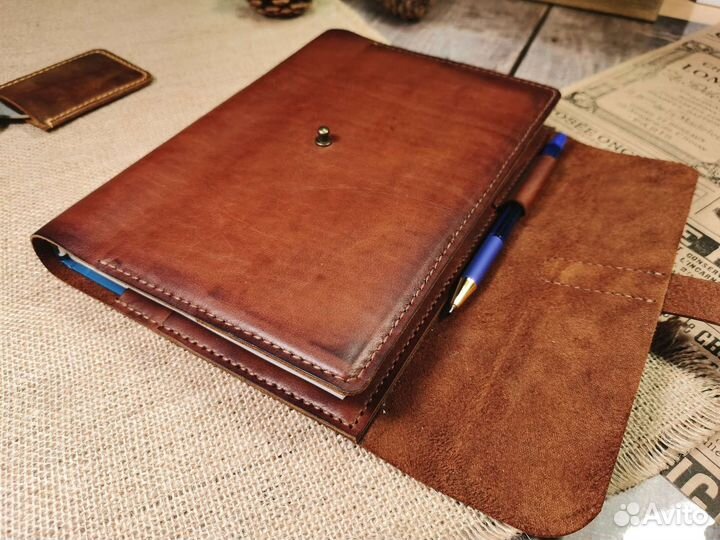 Обложка кожаная для ежедневника