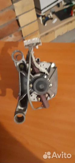 Двигататель стиральной машины