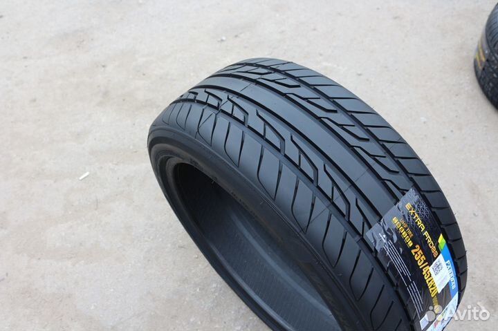 Farroad FRD88 255/45 R20 105W