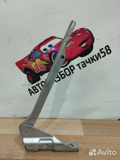 Петля капота правая Volkswagen Polo 5 2011