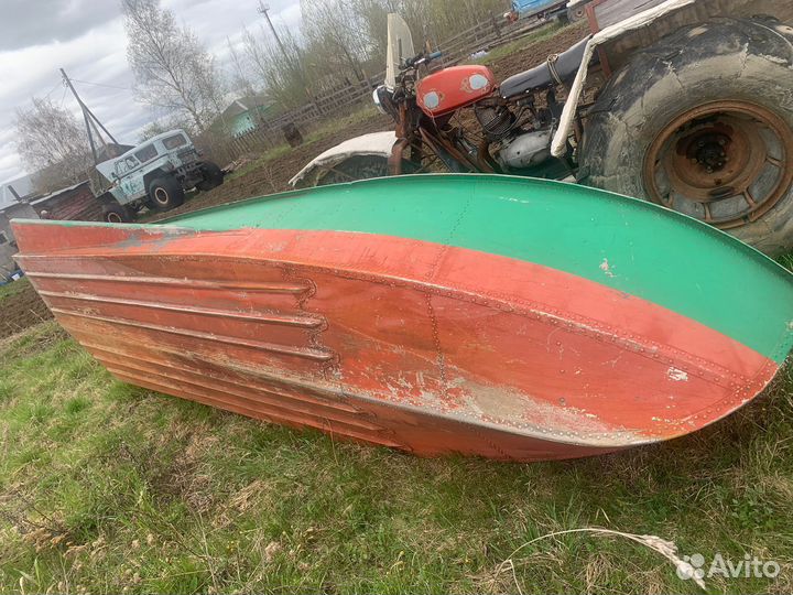 Продам лодку Казанку М
