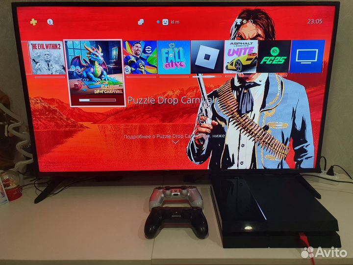 Sony PS4 1TB 2 джостика и более 70 игр