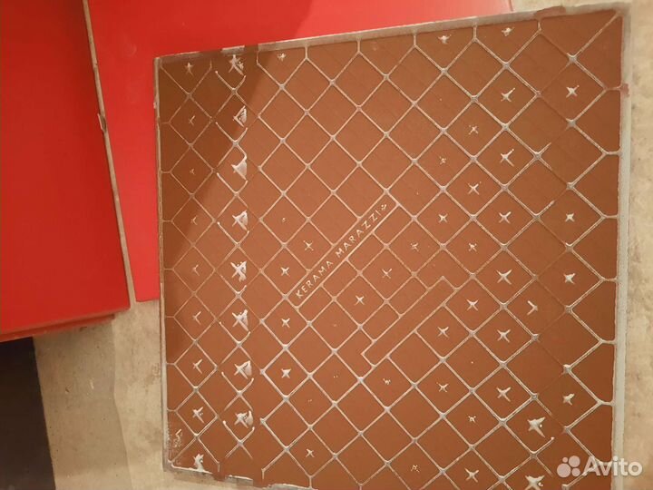 Керамическая плитка для пола остатки